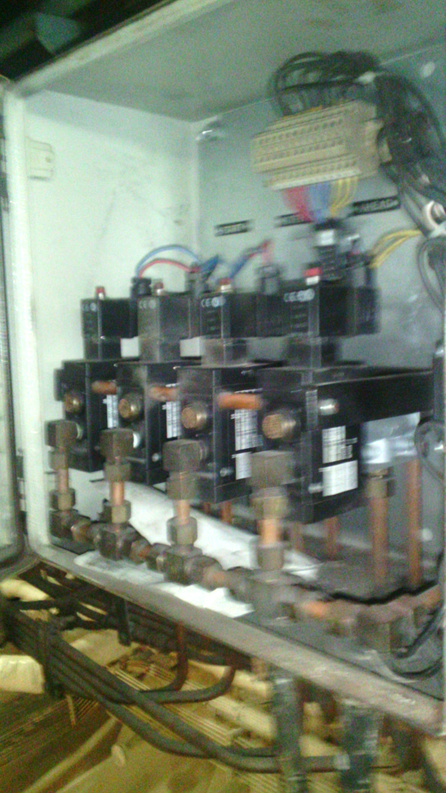 Engine room pneumatic actuator